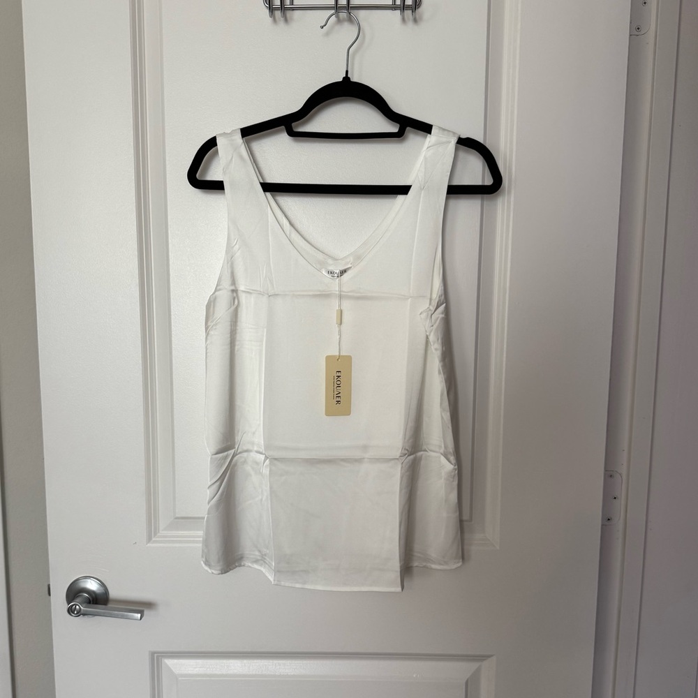 White tank